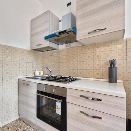 Cozy Best Apartment In City With Free Parking Marghera Exterior photo