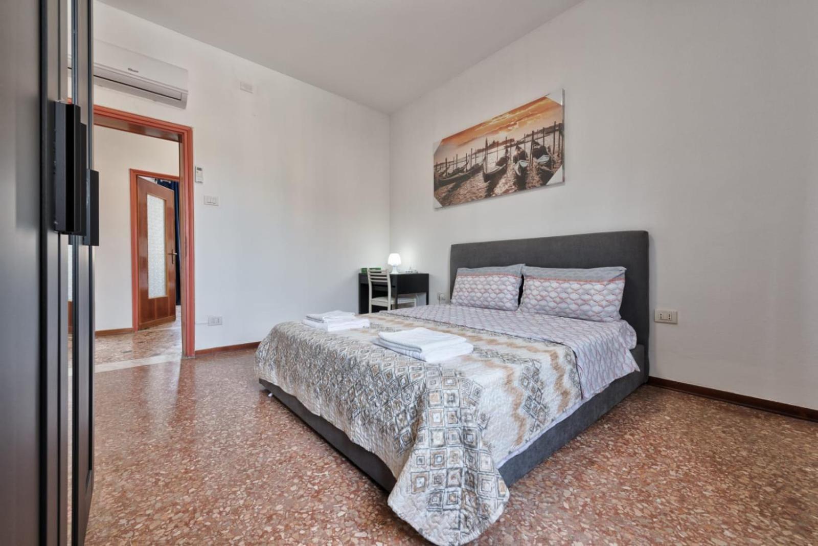 Cozy Best Apartment In City With Free Parking Marghera Exterior photo